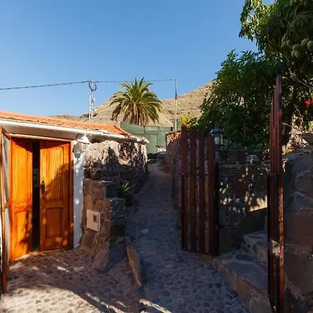 In El Risco Mit Garten, Terrasse Und Grill Holiday home *
